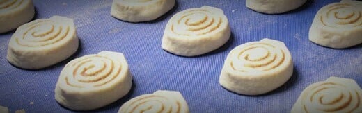 طراحی وب سایت قنادی و طراحی سایت شیرینی فروشی و طراحی سایت قنادی و طراحی فروشگاه قنادی آنلاین و راه اندازی فروشگاه اینترنتی شیرینی جات و دیزاین وبسایت شیرینی سراها و طراحی پرتال کارخانجات شیرینی جات و طراحی پورتال کارگاه های شیرینی پزی - طراحی سایت قنادی برای فروشگاه اینترنتی آبنبات فروشی کندی هیرو