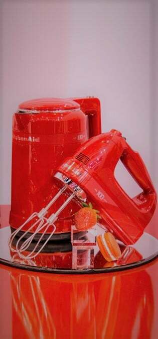 Home-Appliances-Web-Design-Ideas-Dowry-Set-bg طراحی سایت لوازم خانگی و راه اندازی فروشگاه لوازم خانگی و ساخت پرتال برای شرکت های تولیدکننده یا واردکننده لوازم خانگی و طراحی سایت فروشگاه لوازم خانگی و طراحی سایت فروش لوازم خانگی بر اساس بهترین نمونه طراحی سایت لوازم خانگی - ایده استفاده از ست جهیزیه در طراحی سایت لوازم خانگی