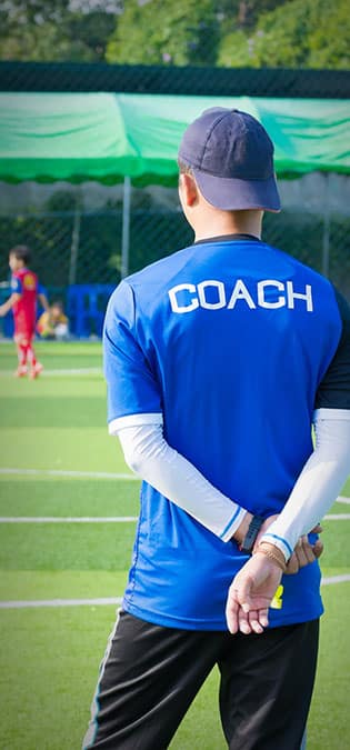 Sport-Club-GYM-Web-Design-Introducing-the-Coach-and-the-Sport-BG طراحی سایت باشگاه ورزشی و راه اندازی وب سایت انواع باشگاه های ورزشی و موسسات فرهنگی ورزشی و پرتال هواداران و کلوب طرفداران باشگاه های ورزشی و تیم های مطرح فوتبال و سامانه ثبت نام باشگاه ورزشی و خرید اینترنتی کالاهای باشگاهی - معرفی مربی و رشته ورزشی