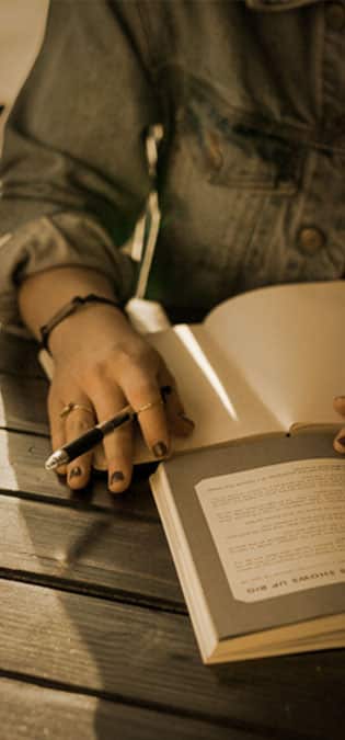 Online-Bookstore-Web-Design-with-The-Same-Book-From-Other-Translators-Ideas-BG طراحی وب سایت فروشگاه اینترنتی کتاب و ساخت سایت فروش کتاب و طراحی سایت فروش کتاب و طراحی سایت فروشگاه کتاب و ساخت فروشگاه اینترنتی کتاب و طراحی وب سایت فروشگاه کتاب و طراحی سایت فروشگاه اینترنتی کتاب و راه اندازی فروش اینترنتی کتب و کتابفروشی آنلاین - ایده همین کتاب از سایر مترجمان