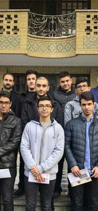 Language-School-Institute-Web-Design-ّIdea-Introducing-The-Best-Language-Learners-of-The-Month طراحی وب سایت آموزشگاه زبان و موسسه آموزش زبان و راه اندازی پرتال موسسات آموزشی زبان های خارجی و مدارس زبان آموزی و کانون زبان و آموزشگاه های زبان های خارجه و طراحی پرتال آکادمی های زبان و ساخت فروشگاه اینترنتی اقلام آموزشی و کتاب های آموزش زبان - ایده طراحی سایت آموزشگاه زبان : معرفی زبان آموزان برتر ماه
