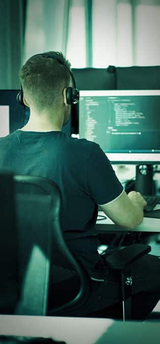 Computer-School-Web-Site-Design-Expressing-the-Satisfaction-of-Famous-People طراحی سایت آموزشگاه و طراحی وب سایت موسسه آموزشی و راه اندازی پرتال اطلاع رسانی و ثبت نام موسسات آموزشی و ساخت وبسایت شرکتهای سرویس دهنده خدمات آموزشی و آموزش های الکترونیکی و فروشگاه اینترنتی اقلام آموزشی - ابراز رضایت افراد برجسته