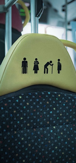 Passenger-Transportation-Industries-Web-Site-Design-Idea-Accessible-User-Interface-for-Disabled-Passengers طراحی سایت شرکت مسافربری و صنعت حمل و نقل و جابجایی مسافر و گردشگر و طراحی وب شرکت های فعال در عرصه مسافربری اتوبوسرانی جاده ای و قطار ریلی و هواپیمایی و کشتی رانی و شرکتهای مسافربری زمینی هوایی و دریایی و راه اندازی پرتال اطلاع رسانی و فروش بلیط شرکتهای مسافربری - رابط کاربری قابل دسترسی برای مسافران معلول