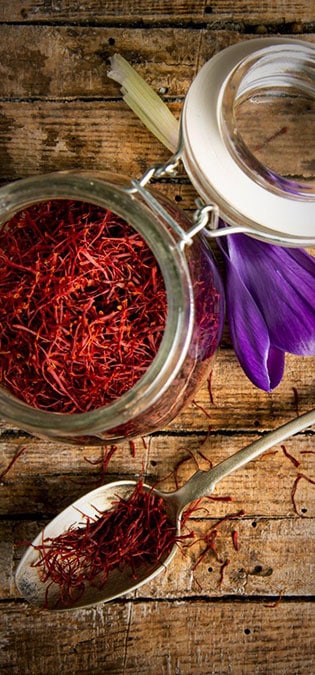 طراحی سایت زعفران و طراحی وب سایت زعفران و ساخت فروشگاه اینترنتی زعفران فروشی آنلاین و راه اندازی پرتال شرکت های تولیدکننده و بازرگانی زعفران و فعالان محصولات زعفرانی - ارائه تصاویر انواع بسته بندی‌ها