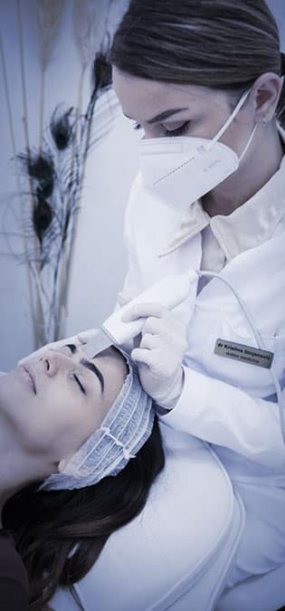 Skin-And-Hair-Clinic-Web-Site-Design-Introduction-of-Our-Specialists-and-Experts طراحی سایت پوست و طراحی وب سایت کلینیک پوست و مو و طراحی سایت برای کلینیک های پوست و مو و طراحی پوسته سایت برای متخصص پوست و مو و ساخت پوسته سایت برای پزشک پوست و مو و راه اندازی وبسایت دکتر پوست - معرفی متخصصان و کارشناسان ما