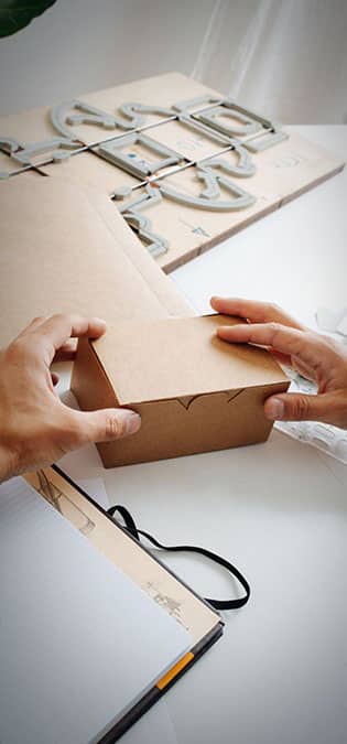 Box-Designer-Companies-and-Packaging-Industries-Web-Site-Design-Idea-Questionnaire-to-Receive-Information-for-Custom-Packaging طراحی سایت شرکت بسته بندی و طراحی سایت صنایع بسته بندی و طراحی وب سایت شرکت های بستهبندی و راه اندازی فروشگاه اینترنتی انواع جعبه و بسته و پکیج کادویی و طراحی وبسایت شرکت های بسته بندی و پکیجینگ و طراحی وب سایت شرکتهای طراح جعبه و بسته بندی محصول - پرسشنامه دریافت اطلاعات به منظور بسته بندی سفارشی