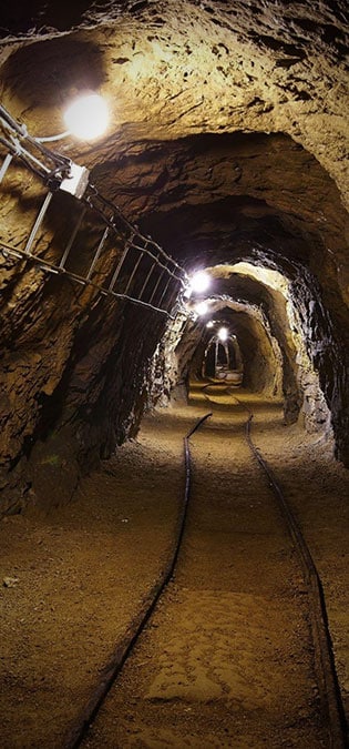Mining-Indusries-and-Mine-Companies-Web-Site-Design-Idea-Expressing-the-Historical-Course-and-Challenges-of-the-Mining-Industry طراحی سایت معدن و صنایع معدنی و طراحی سایت شرکت معدنی و طراحی سایت معدن و طراحی سایت معادن و طراحی وب سایت شرکتهای معدنی و طراحی فروشگاه اینترنتی مواد معدنی و طراحی پرتال اطلاع رسانی معادن و ساخت سایت صنایع معدنی و طراحی فروشگاه اینترنتی تجهیزات معدن و طراحی وبسایت معادن و طراحی سایت ماشین آلات معدنی - بیان سیر تاریخی و چالشهای صنعت معدن